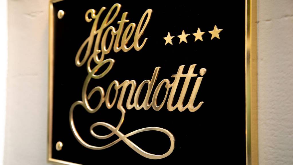 hotel-condotti-roma-new-33