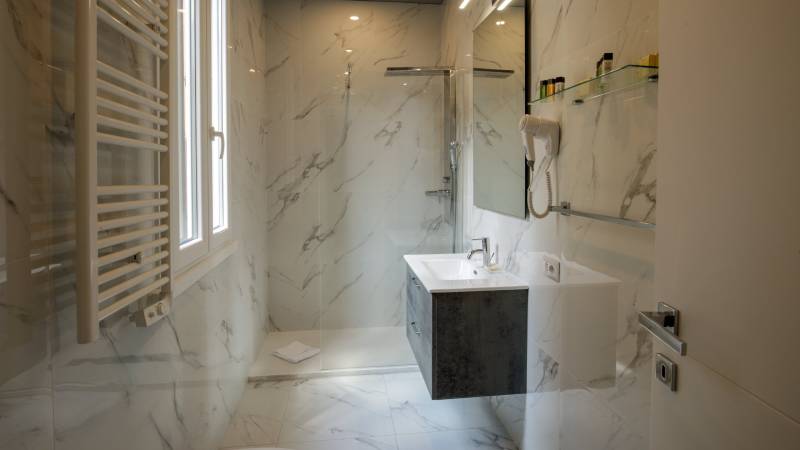 Hotel-Condotti-Roma-Condotti-Boutique-Hotel-Camera-Standard-BAGNO-STD-3