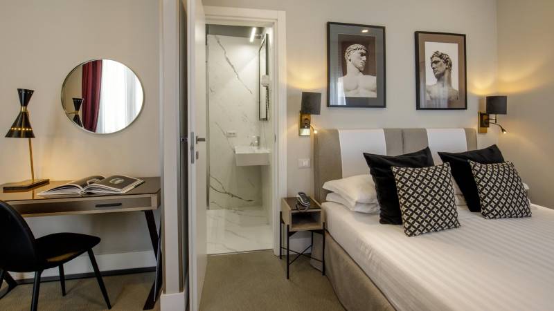 Hotel-Condotti-Roma-Condotti-Boutique-Hotel-Camera-Superior-SUP-4