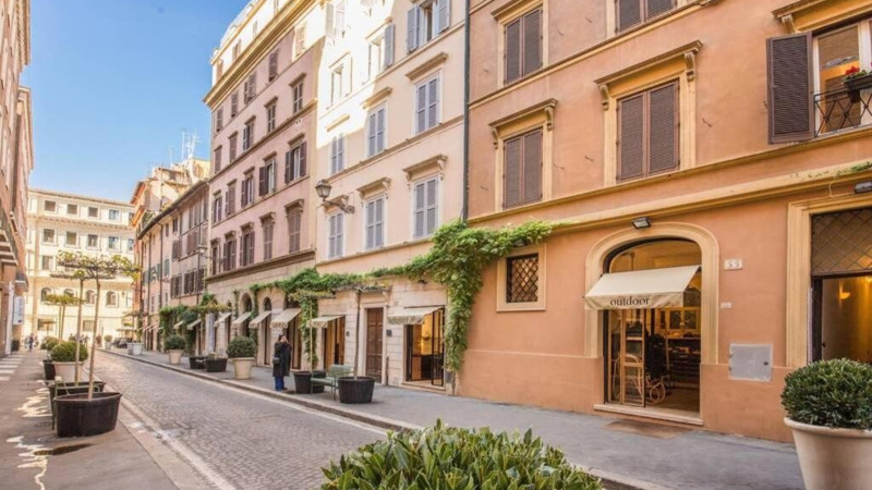 frezza-48---strada--condotti-selection-frezza--rome---orizzontale frezza-48---strada--condotti-selection-frezza--rome---orizzontale